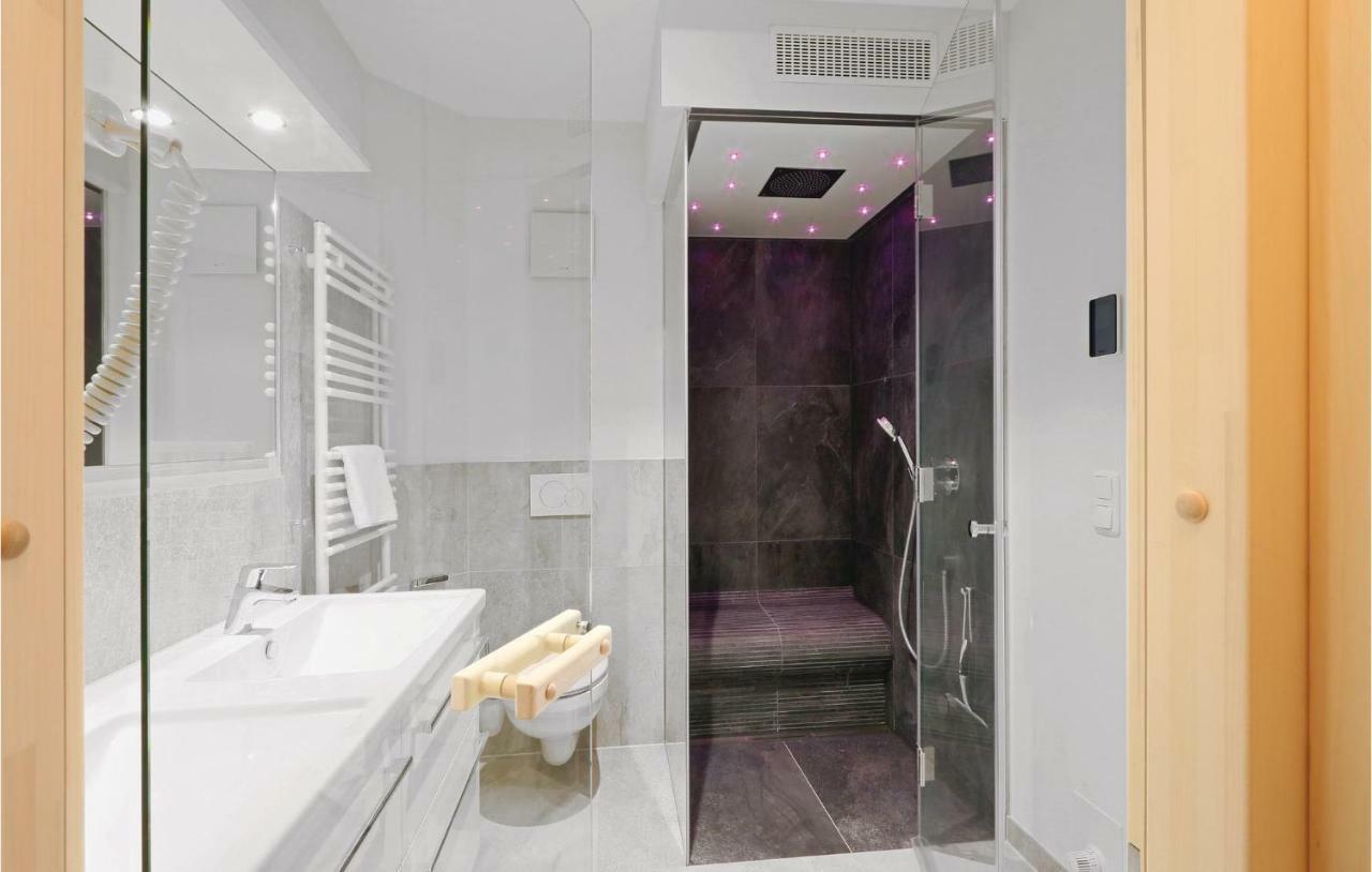 Duenenvilla Deluxe Lübeck Exteriör bild